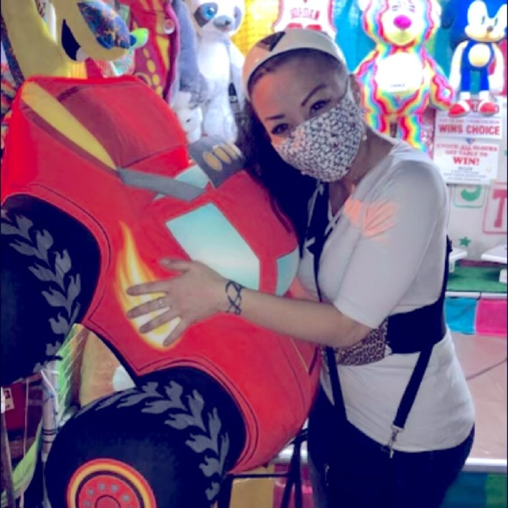 Meet your Posher, Ngoc